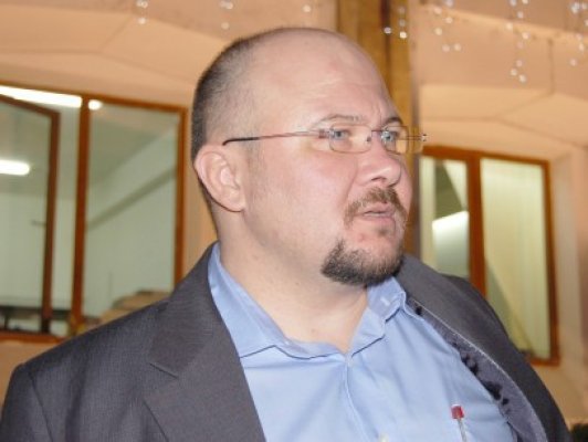 Cum motivează Tribunalul Bucureşti decizia de arestare a lui Adrian Gâmbuţeanu, şeful Regiei de Drumuri Constanţa